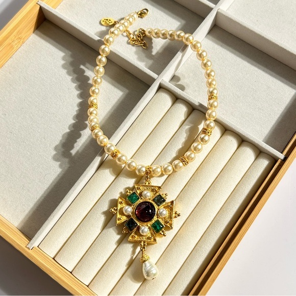 Ben-Amun Jewelry - Ben-Amun Vintage-Style Majorca Pearl Multicolor Czech Glass Palermo Necklace